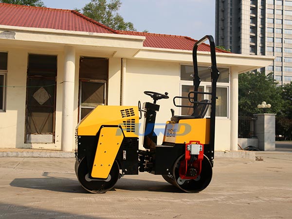 關于小型壓路機變速箱的保養(yǎng)知識你知道多少？